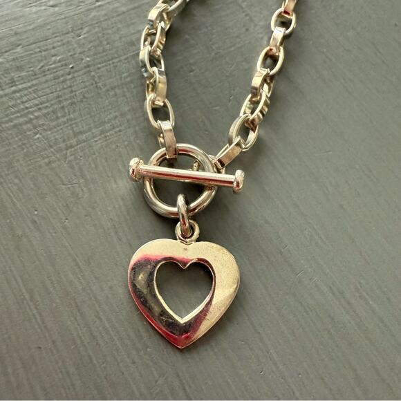 Silpada 925 Sterling Silver Heart Charm Toggle Bracelet - Picture 4 of 5